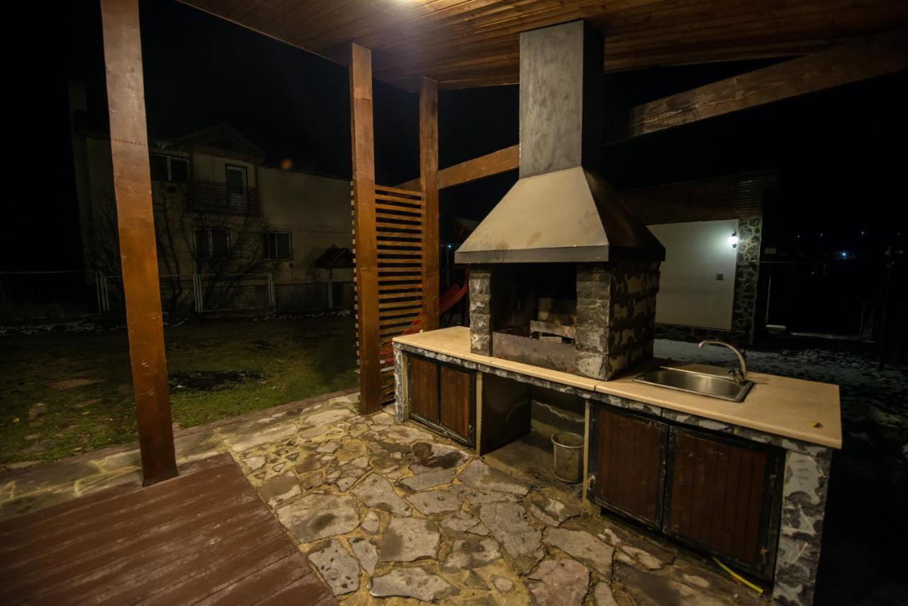 Villa Garden Bakoerjani Buitenkant foto
